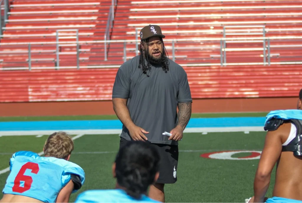 KHYIRIS TONGA - GRANGER HIGH FOOTBALL 19